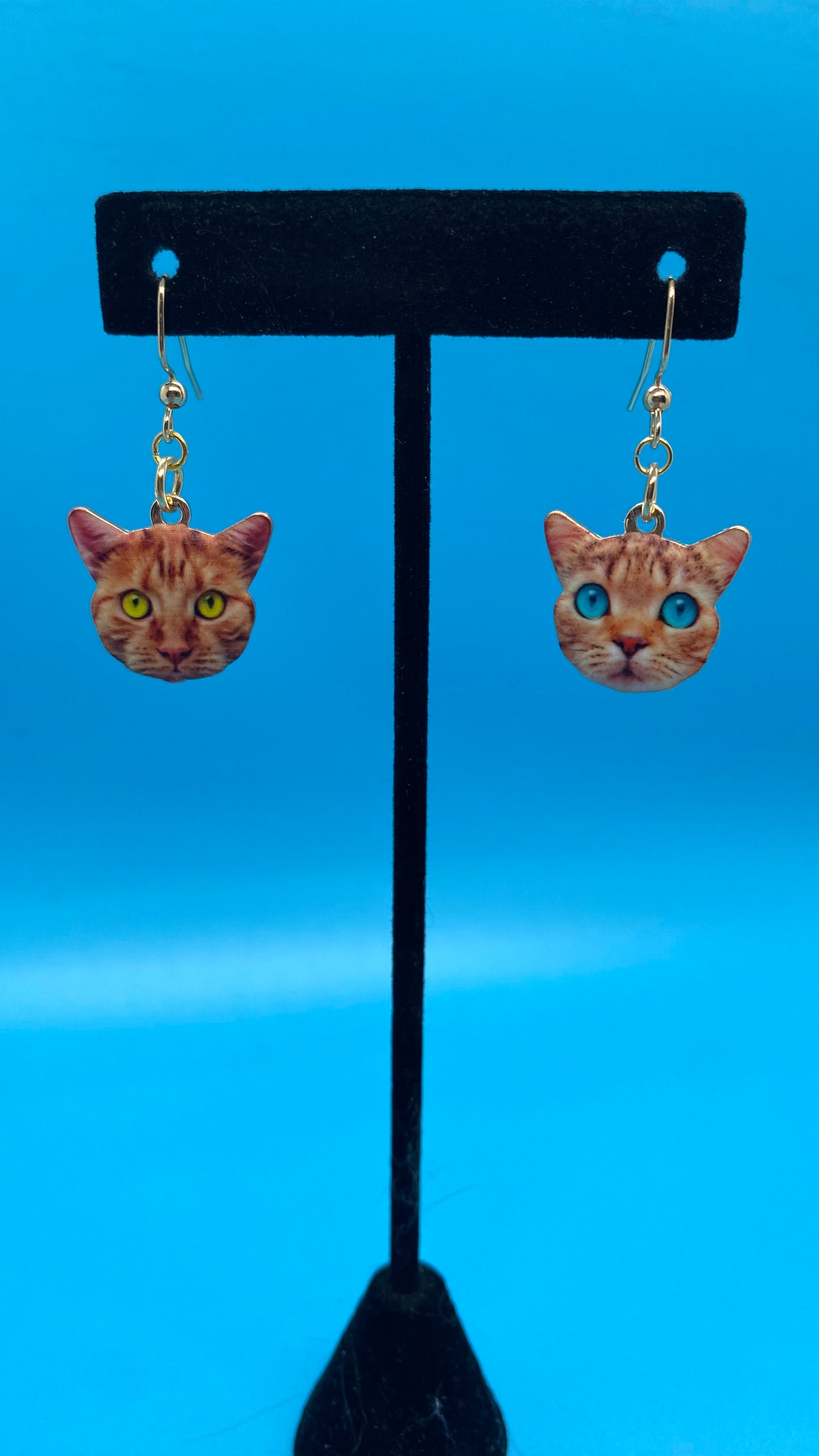 Orange kitty earrings